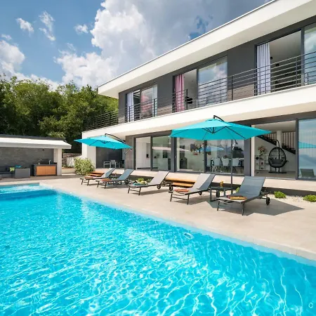 Minimal By Interhome