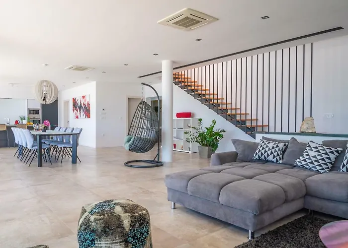 Minimal By Interhome Vila *