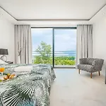 Villa Minimal By Interhome