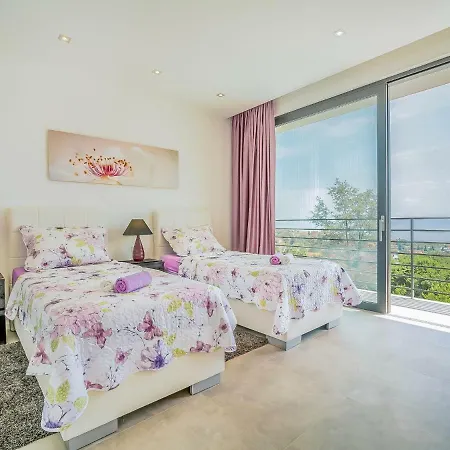 Minimal By Interhome Kastav