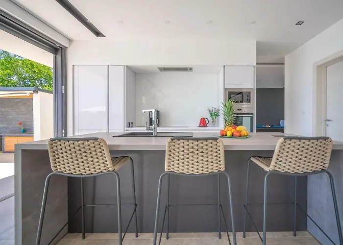 Minimal By Interhome * كاستاف